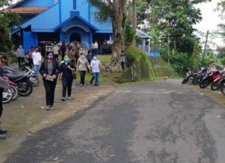 Polisi Girimulyo Berikan Pengamanan Misa Rabu Abu Gereja Katolik St. Maria Fatima