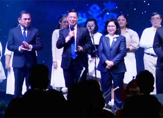 Ribuan Jemaat Ecclesia Taman Semanan Ikuti Malam Natal, “God With Us”. Pdt. Hengky So : Penyertaan Tuhan untuk Penggenapan Rencana Tuhan